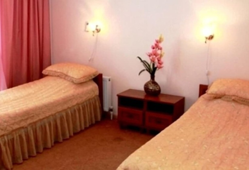 اتاق استاندارد, Edem