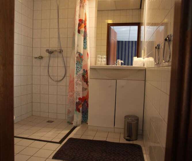 غرفة قياسية فردية, Het Wapen Van Enkhuizen