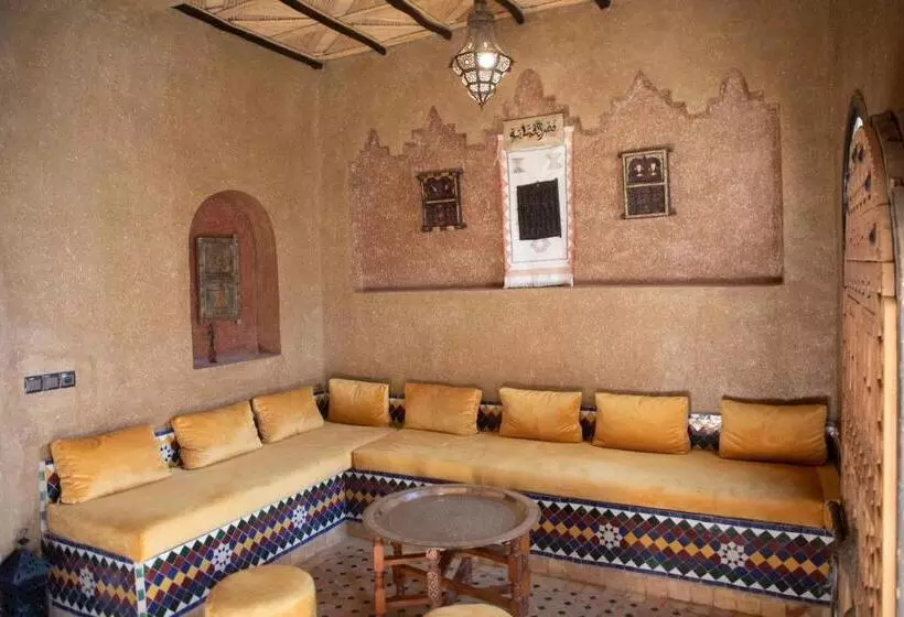 キングサイズベッドのスーペリアルーム, Ksar Elkabbaba Kasbah & Spa