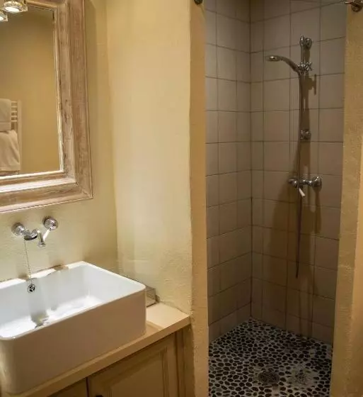 استودیوی استاندارد, Le Couvent D Hérépian   Hôtel & Spa