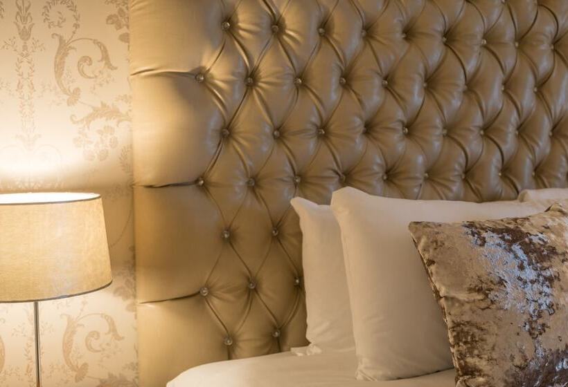 اتاق استاندارد, Raheen Woods