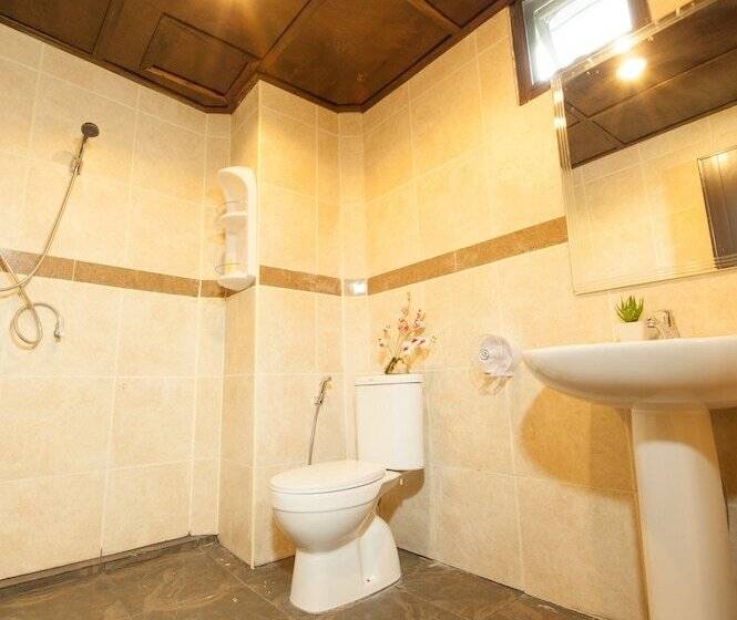 标准间, Rich Resort Beachside