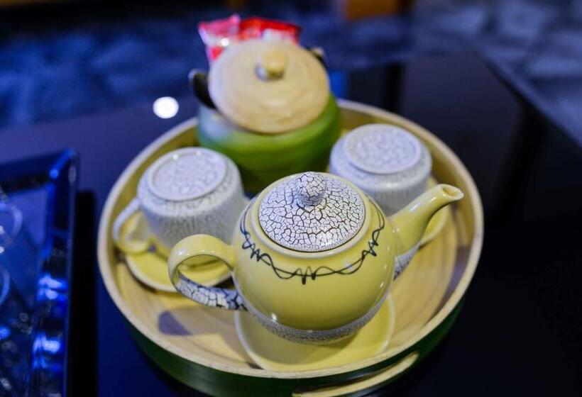 اتاق استاندارد سه نفره, Saigonciti