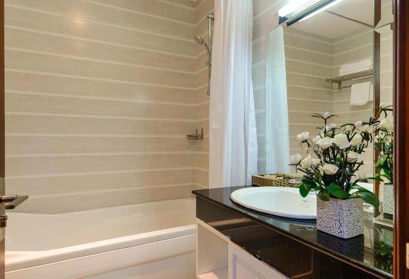 اتاق استاندارد سه نفره, Saigonciti