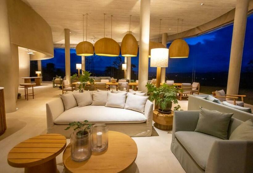 Вилла 3 Спальни с Бассейном, Sala Khaoyai
