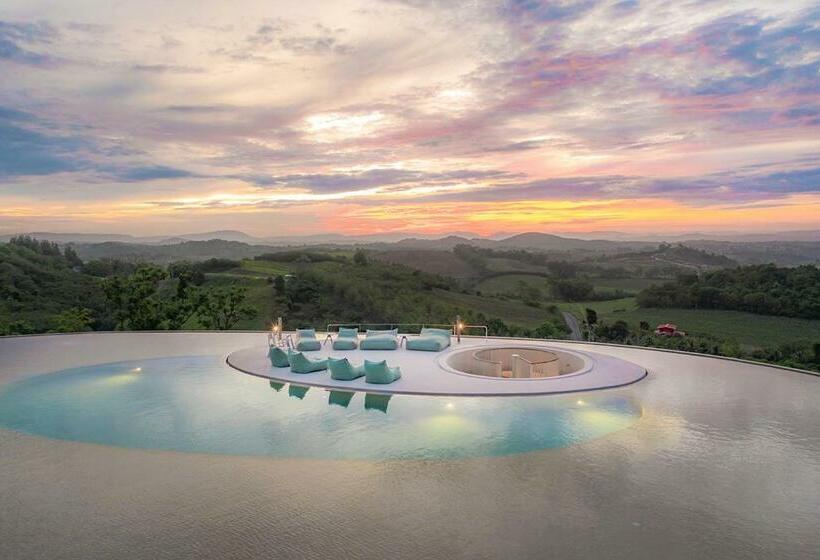 וילת 3 חדרי שינה עם בריכה, Sala Khaoyai