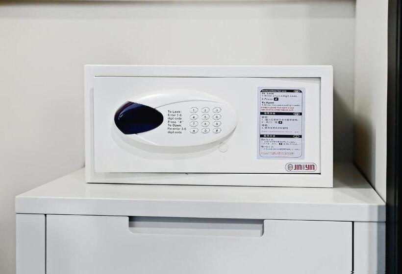 غرفة سوبيريور سرير كينج, Sixty3