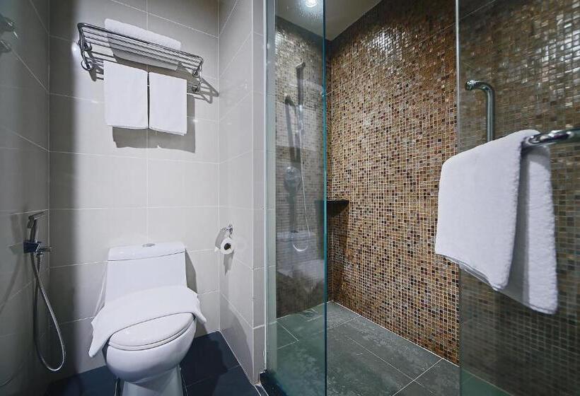 غرفة قياسية سرير كينج, Sixty3