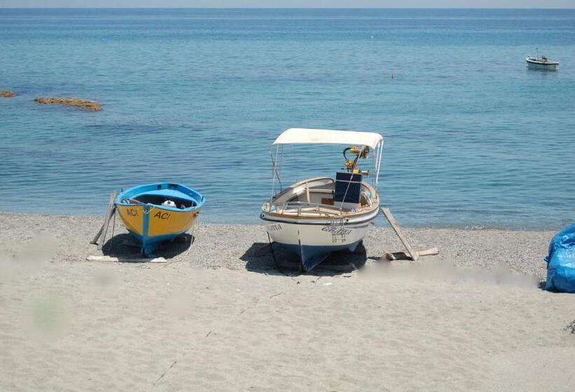 חדר סטנדרט לשלושה עם טרסה, B&b Casa Cosmano