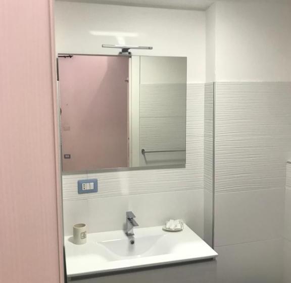 اتاق استاندارد با تخت بزرگ, Villamereu