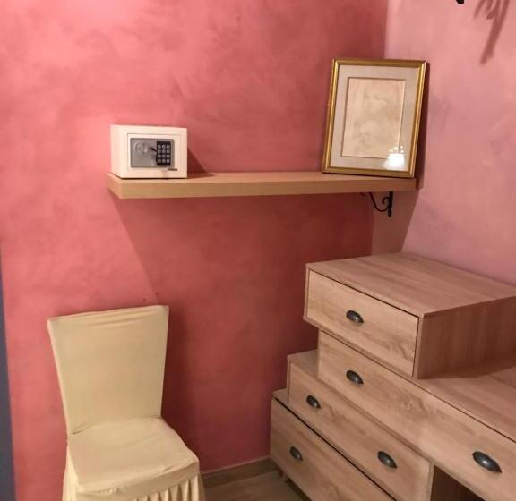 اتاق خانوادگی, Villamereu