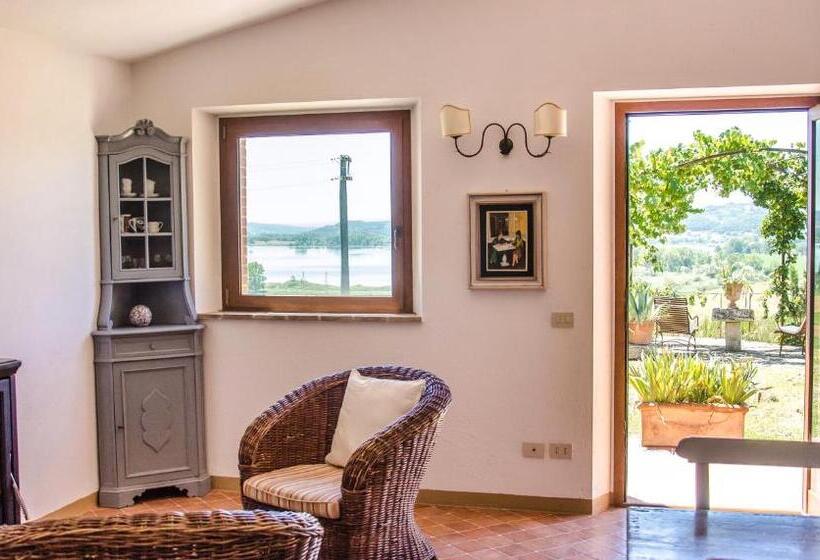 Standard studio with lake view, Agriturismo Poggio Antico