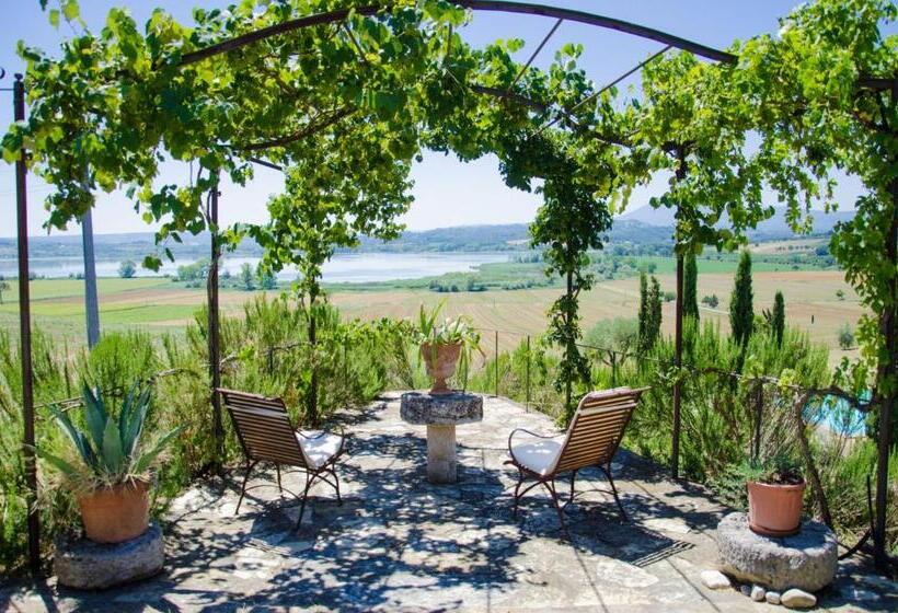 Standard studio with lake view, Agriturismo Poggio Antico