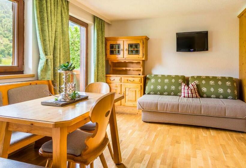 Апартаменты 1 Спальня с Балконом, Bio Bauernhof Schweizerhof