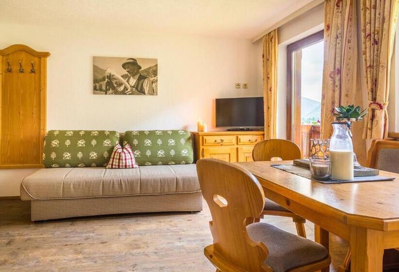 Апартаменты 2 Спальни, Bio Bauernhof Schweizerhof