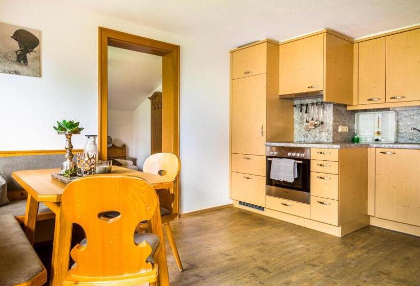 Апартаменты 2 Спальни, Bio Bauernhof Schweizerhof