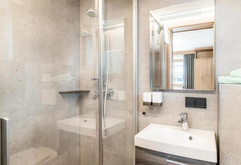 Апартаменты 2 Спальни, Bio Bauernhof Schweizerhof