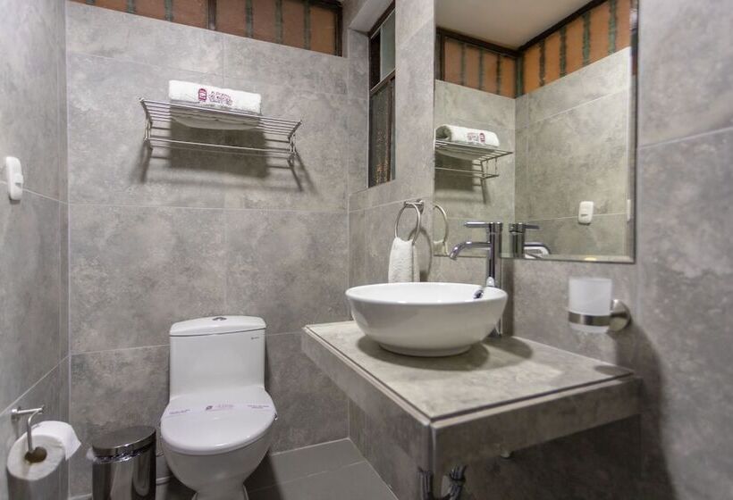 اتاق استاندارد, El Portal Del Marques