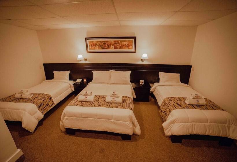 اتاق استاندارد سه نفره, El Portal Del Marques