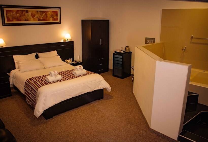 سوییت, El Portal Del Marques