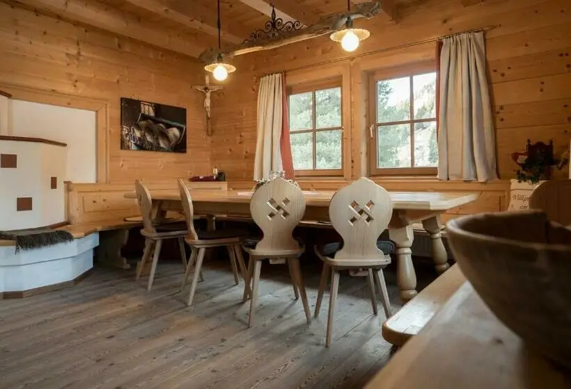 ４ベッドルームハウス, Oberschupferhof