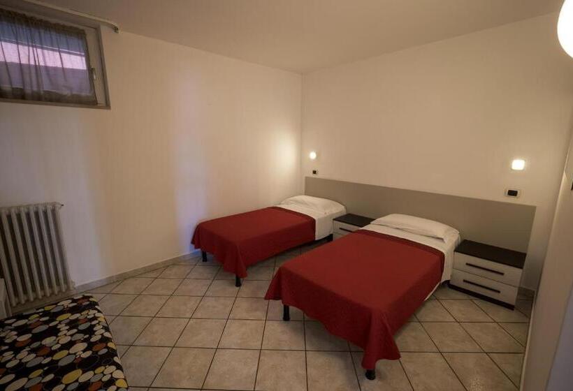 آپارتمان 2 خوابه, La Madrugada