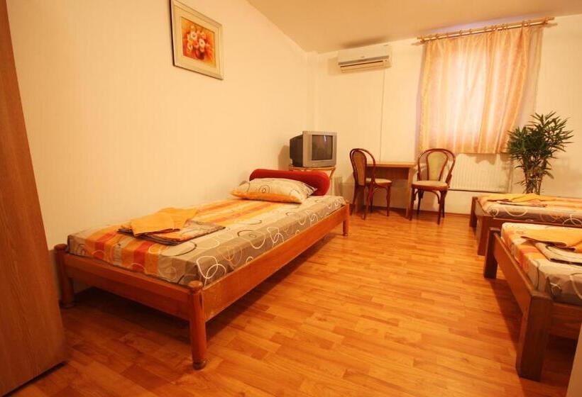 标准三人间, Il Capo Tour