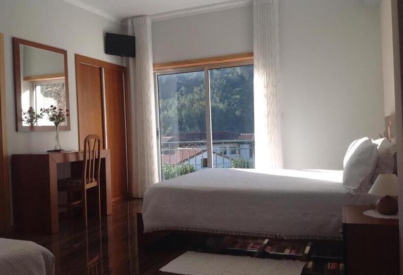 غرفة قياسية ثلاثية, Alojamento Costa Da Banga