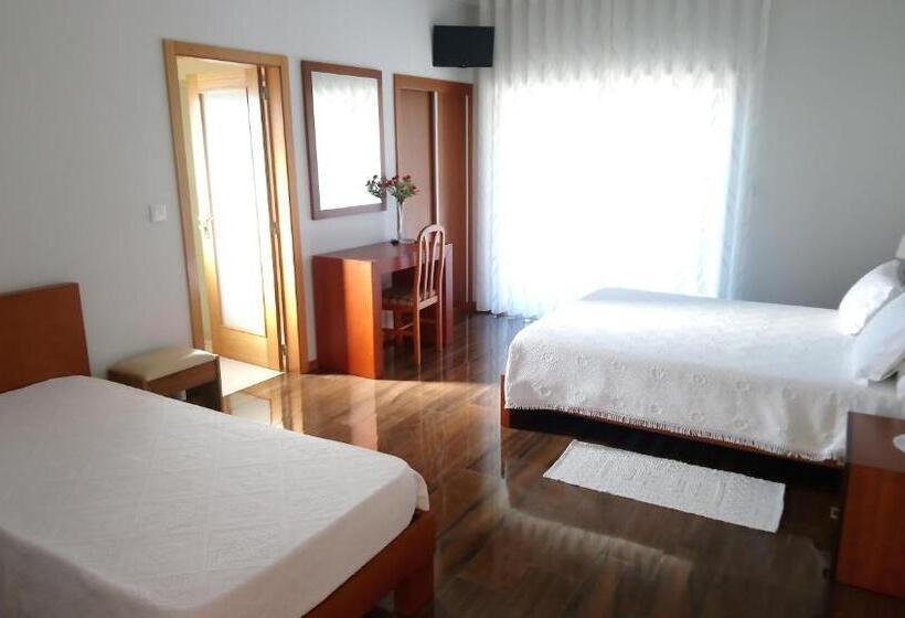 غرفة قياسية ثلاثية, Alojamento Costa Da Banga