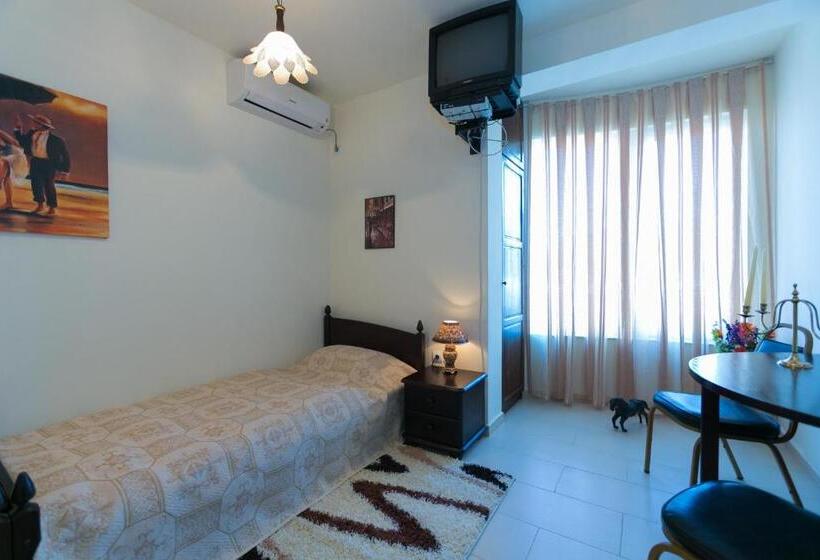 جناح غرفتين نوم, Guest Rooms Tivona