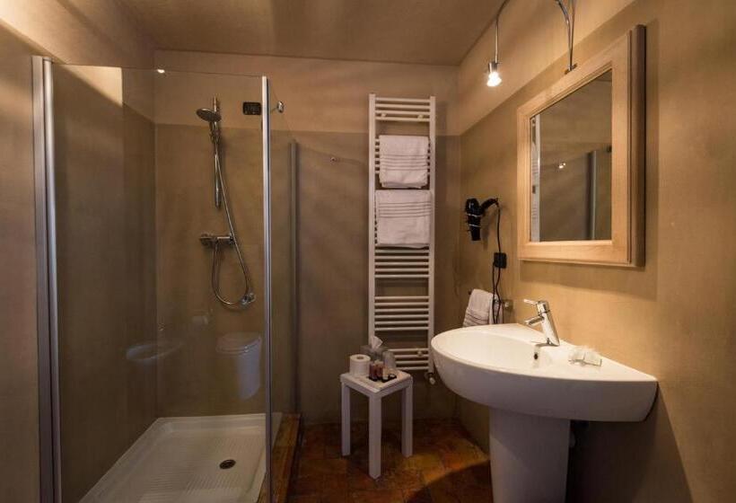 标准间, Antico Borgo