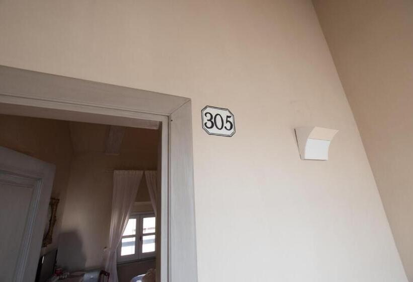 标准间, Antico Borgo