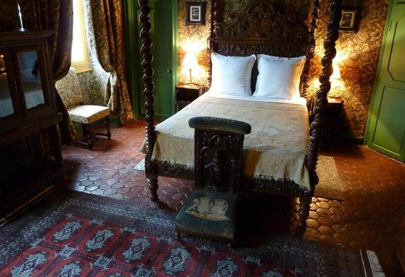 Quarto Estandar, Château De Saint Augustin