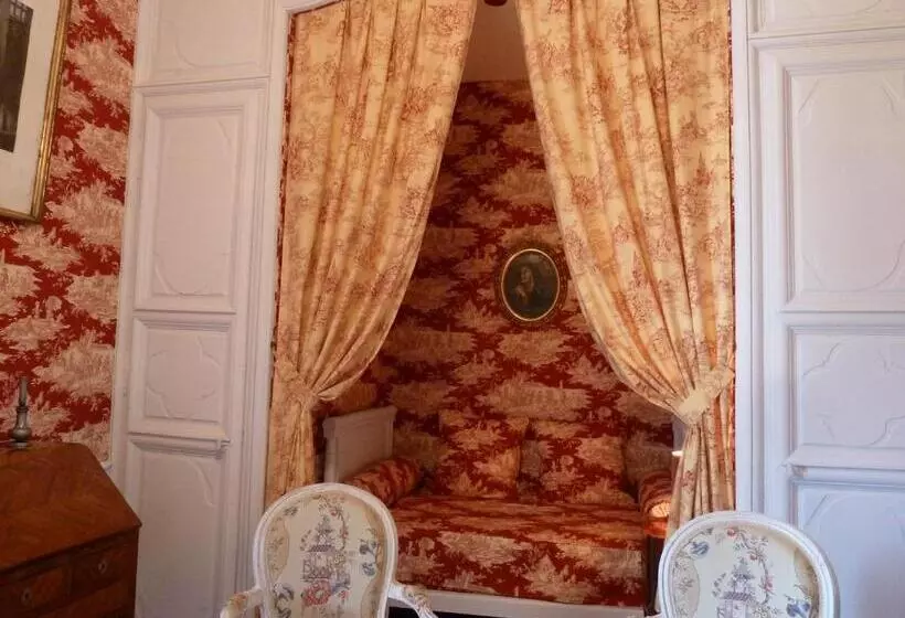 スイート, Château De Saint Augustin