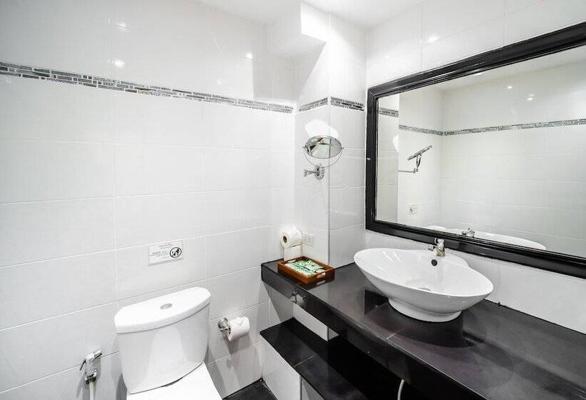 Quarto Deluxe Vista Mar, Crystal Bay Beach Resort