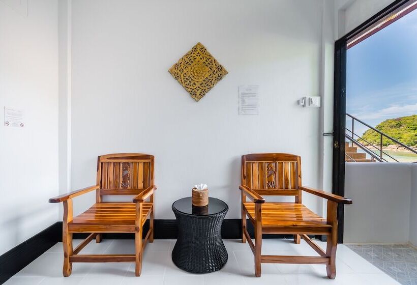 Quarto Economy, Crystal Bay Beach Resort