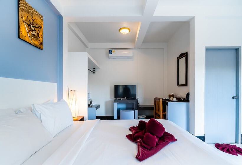 Quarto Economy, Crystal Bay Beach Resort