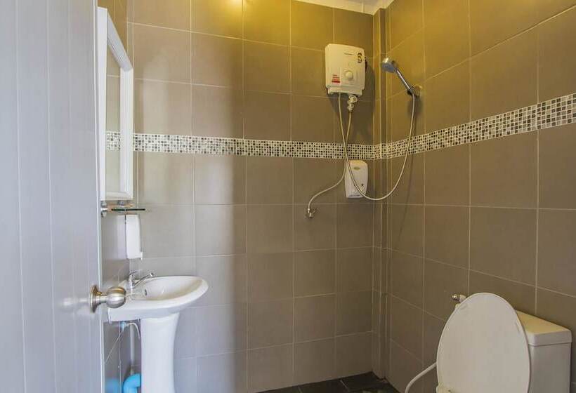 Quarto Economy, Crystal Bay Beach Resort