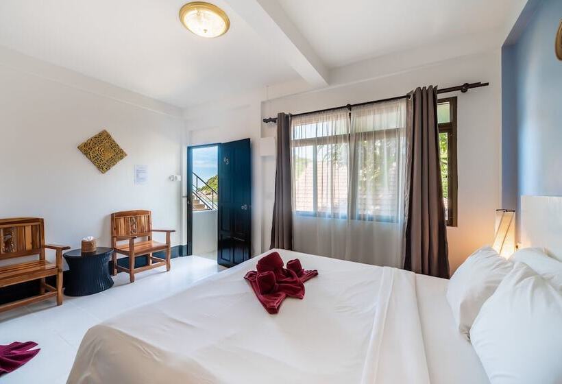 Quarto Economy, Crystal Bay Beach Resort