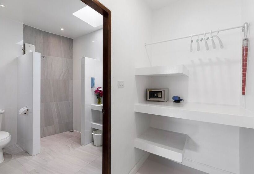 Quarto Superior, Crystal Bay Beach Resort