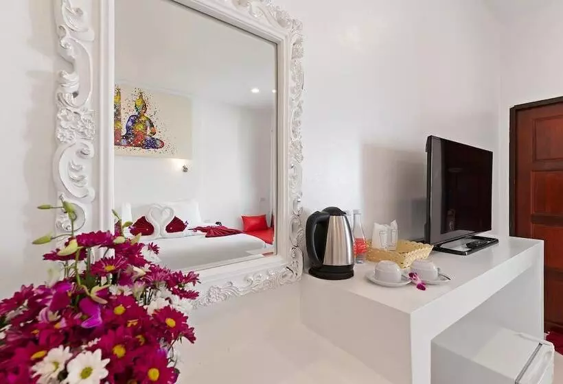 スーペリアールーム, Crystal Bay Beach Resort