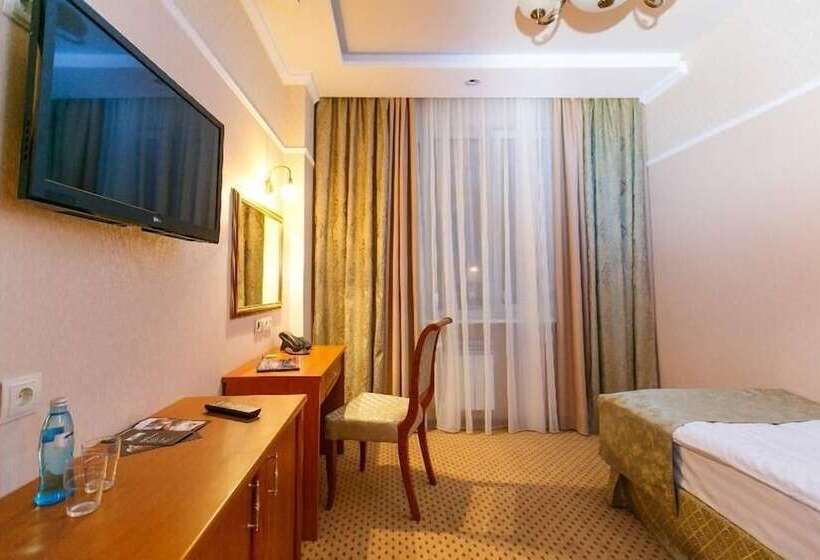 اتاق استاندارد یک نفره, Degas