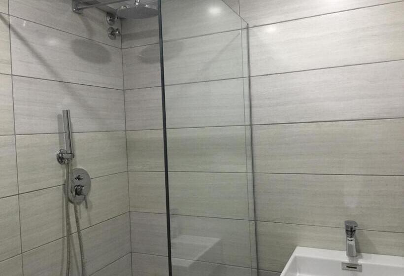 バルコニー付きスタンダードルーム, Dodona