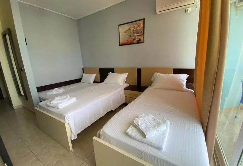 Triple Room Sea View, Dodona