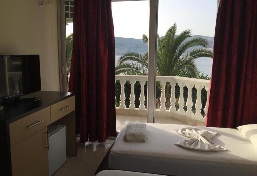 オーシャンビュースタンダードルームバルコニー付き, Dodona