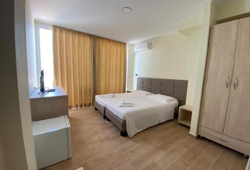 オーシャンビュースタンダードルーム, Dodona