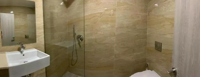 اتاق استاندارد با چشمانداز دریا, Dodona