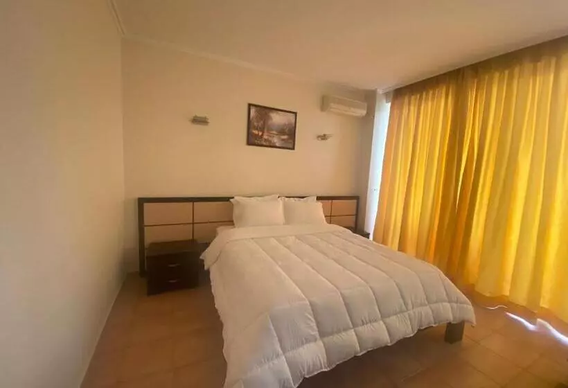 اتاق استاندارد, Dodona