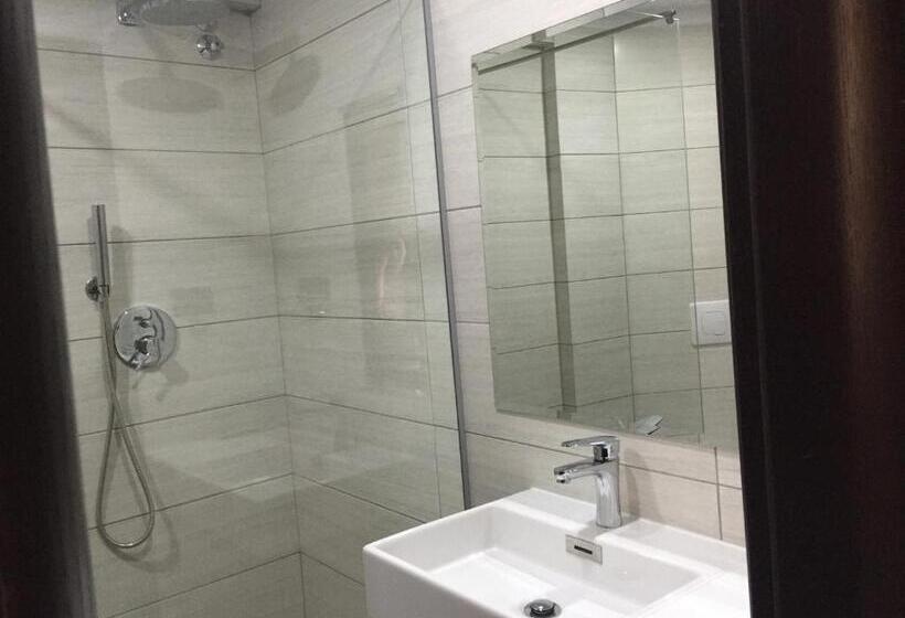 バルコニー付きスタンダードルーム, Dodona