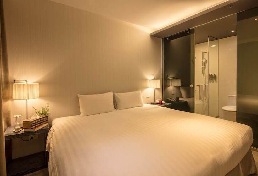 اتاق اجرایی, Finders Hotel Fu Qian